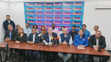 AHORA| UNT descarta inscribir candidato a las primarias opositoras