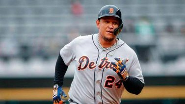 Miguel Cabrera se acerca a este miembro del Salón de la Fama