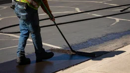 Autoridades de El Hatillo ejecutan plan de bacheo