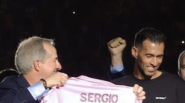 ¡Surrealista! La MLS confunde a Sergio Busquets con este jugador al momento de anunciar su fichaje