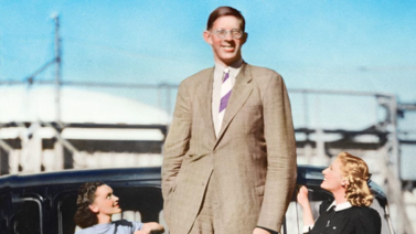 ¡Impresionante! Este fue el hombre más alto de la historia