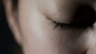 Padrastro abusó de su hijastra: Así la chantajeaba Padrastro abusó de su hijastra: Así la chantajeaba