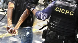 Capturan a dos delincuentes al sur del país: Les incautaron más de mil municiones