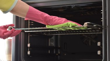Cómo limpiar el horno eléctrico con productos caseros