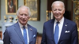 El rey Carlos III se reunió con el presidente de EEUU Joe Biden (+Video)