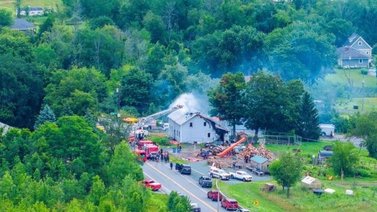 ¡Trágico! Incendio deja cuatro muertos, entre ellos una niña