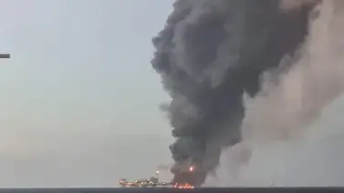 Reportan heridos y desaparecidos tras explosión en plataforma petrolera Reportan heridos y desaparecidos tras explosión en plataforma petrolera