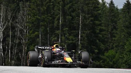 Max Verstappen manda en los primeros libres del Gran Premio de Gran Bretaña
