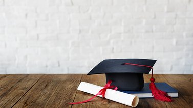 DATAZO: Los paquetes solidarios para la graduación de tu chamo (+Montos)