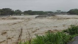 Lluvias dejan inundaciones y sectores incomunicados al suroccidente de país