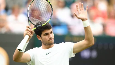 Carlos Alcaraz debuta cómodo en Wimbledon: Esta fue su actuación