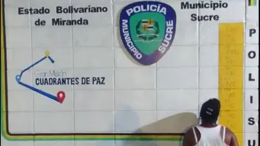 Golpeó a su hijo de 5 años con una escoba Golpeó a su hijo de 5 años con una escoba