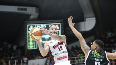 ¡Al rojo vivo! Guaros y Gladiadores retoman la final de la Superliga Profesional de Baloncesto