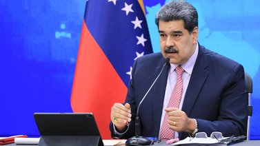 Transmiten el primer programa "Con Maduro más"