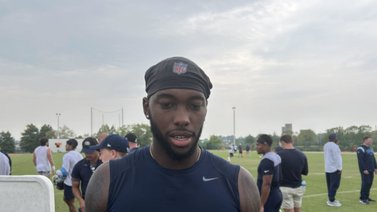 Jugador de la NFL es arrestado por acto delictivo contra su novia