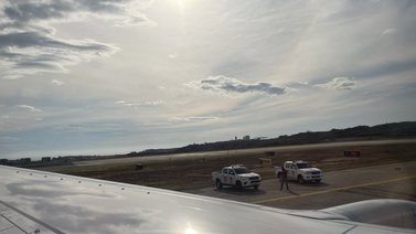 Reportan avión atascado en el Aeropuerto Internacional de Maiquetía (+Detalles)