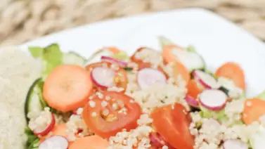 Cómo hacer una ensalada de quinoa en poco tiempo Cómo hacer una ensalada de quinoa en poco tiempo
