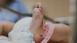 Padre asesina su hija recién nacida con una ballesta