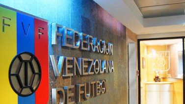 ¡Sigue la intriga! La FVF vuelve a modificar su logo: Así está en estos momentos