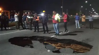 Autoridades cierran el paso de autopista en Carabobo (+Detalles) Autoridades cierran el paso de autopista en Carabobo (+Detalles)