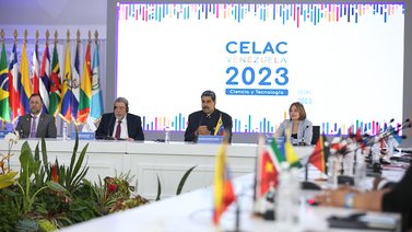Nicolás Maduro: Es necesario construir una identidad científica y tecnológica