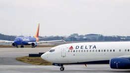 Hombre murió tras ser succionado por el motor de un avión