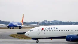Hombre murió tras ser succionado por el motor de un avión