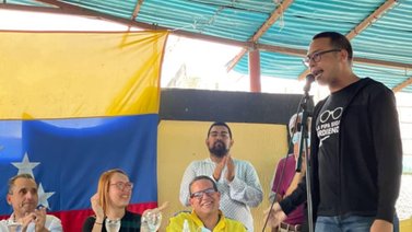 Acción Democrática renueva liderazgo juvenil