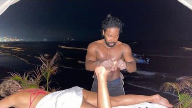 Escándalo: Esposa de Gustavo Petro protagonizó sensual video en la playa con masajes incluidos