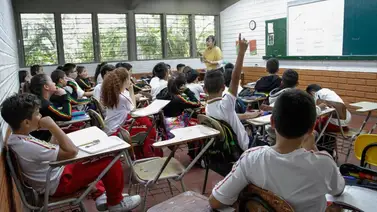 Colegios privados "ajustan" sus matrículas. ¿Qué dicen las partes involucradas? Colegios privados "ajustan" sus matrículas. ¿Qué dicen las partes involucradas?