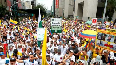 Marcha de la mayoría: Colombianos dijeron "no" a las reformas de Petro Marcha de la mayoría: Colombianos dijeron "no" a las reformas de Petro