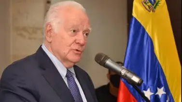 Eduardo Fernández dice tener sus "sospechas" por lo ocurrido en el CNE Eduardo Fernández dice tener sus "sospechas" por lo ocurrido en el CNE