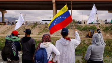 Sepa cómo conseguir un patrocinador para aplicar al parole humanitario de EEUU
