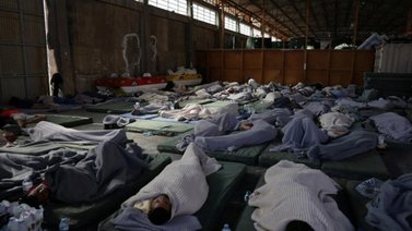 Declaran tres días de duelo por naufragio que dejó más de 70 muertos