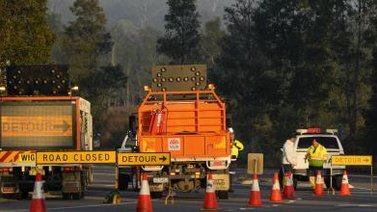 ¡Tragedia! Al menos diez muertos y once heridos tras volcarse un autobús