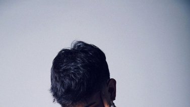 Por este motivo encanaron al cantante urbano Julianno Sosa