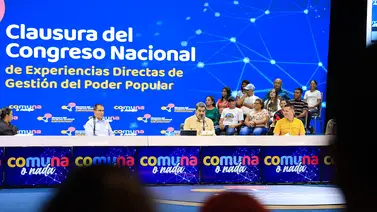 ¿Algo pasa? Nicolás Maduro ordena nuevamente que las gobernaciones deben trabajar junto a los Consejos Comunales ¿Algo pasa? Nicolás Maduro ordena nuevamente que las gobernaciones deben trabajar junto a los Consejos Comunales