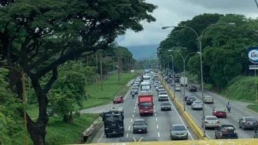 Reportan trágico accidente en la Valencia –Puerto Cabello este 6Jun (+Fotos)