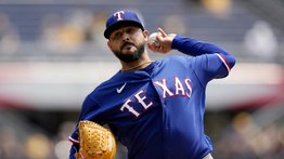 ¡Gran salida! Martín Pérez destaca ante los Cardenales pero se va sin decisión