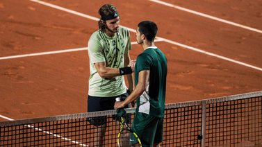 Tsitsipas y Alcaraz se citan en cuartos de final de Roland Garros