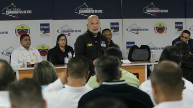 Capacitan a funcionarios para el combate contra los delitos informáticos