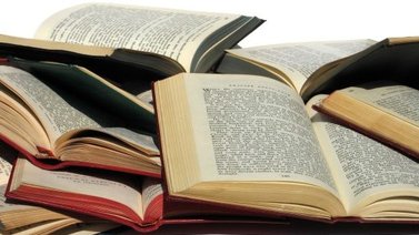 Libros "piratas" amenazan a las editoriales que quedan en Venezuela