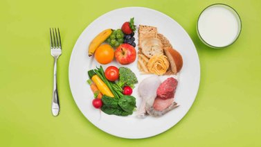 Ahorre el presupuesto calculando las raciones de las comidas