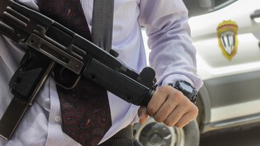 Capturan a distribuidores de armas: Cooperaban con bandas criminales