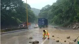Accidente por deslizamiento deja varios heridos (+Detalles)