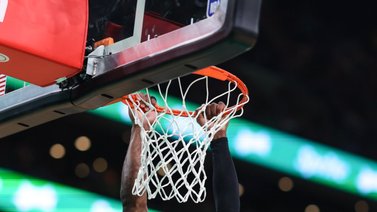 NBA: Los Celtics superan al Heat y sueñan con la proeza