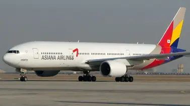 ¡Aterrador! Puerta de un avión se abrió antes de aterrizar (+Video) ¡Aterrador! Puerta de un avión se abrió antes de aterrizar (+Video)