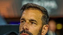 ¿Lo recuerdan? Ruud van Nistelrooy abandona este club