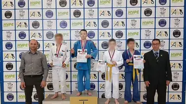 ¡Tragedia! Niño fue quemado vivo por sus compañeros de deporte ¡Tragedia! Niño fue quemado vivo por sus compañeros de deporte