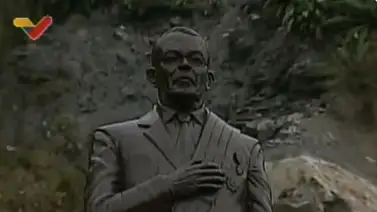 A dos años de su partida: Develan monumento en honor al exgobernador García Carneiro A dos años de su partida: Develan monumento en honor al exgobernador García Carneiro